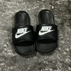 Nike slides